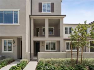 MLS #OC26184081 image #0