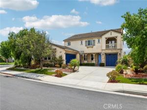 MLS #OC26184201 image #0