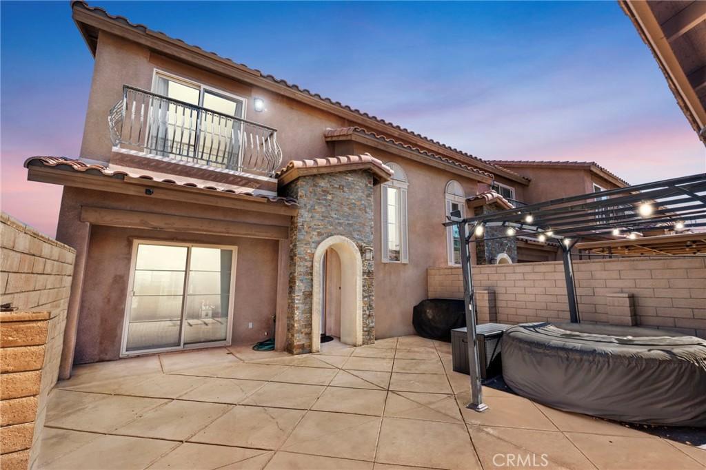 MLS #OC26184249 image #0