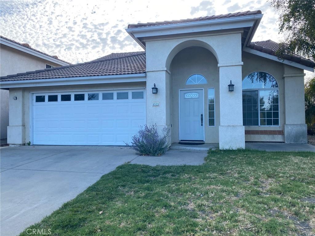 MLS #OC26184324 image #0