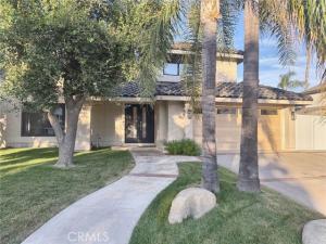 MLS #OC26184526 image #0