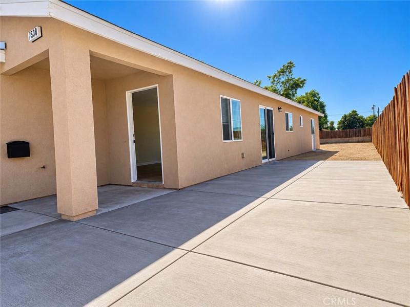 MLS #OC26184616 image #0