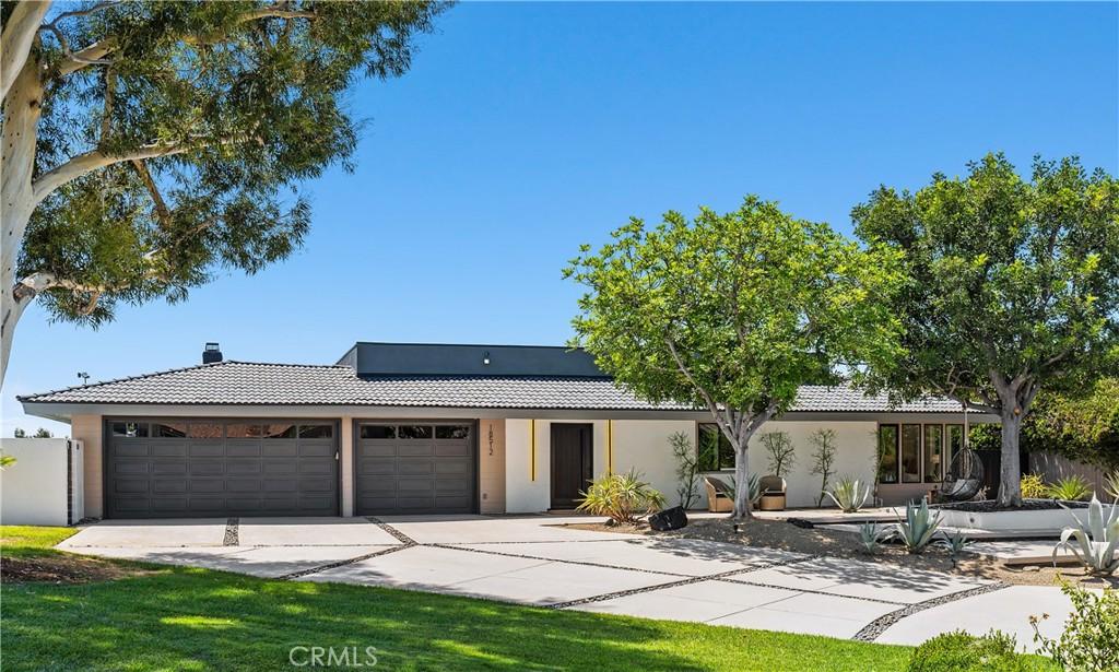 MLS #OC26184728 image #0