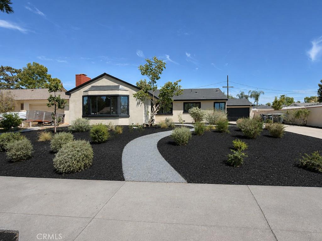 MLS #OC26184888 image #0