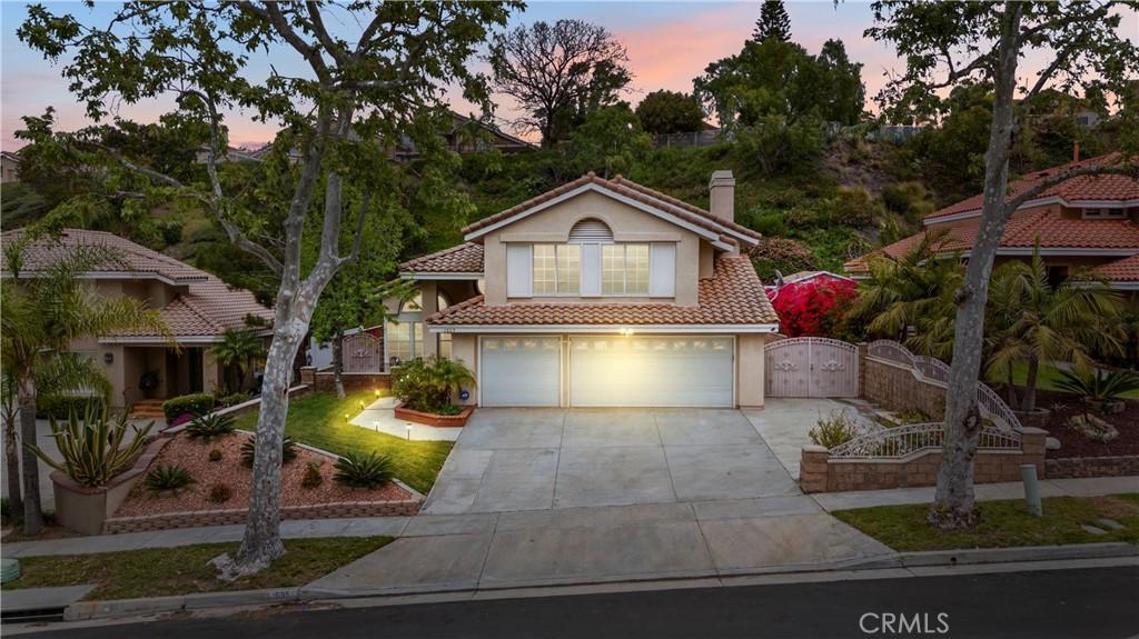 MLS #OC26184923 image #0