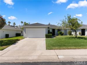 MLS #OC26184924 image #0