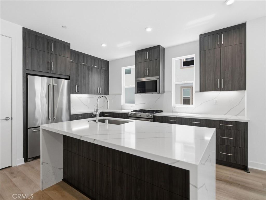 MLS #OC26185089 image #0