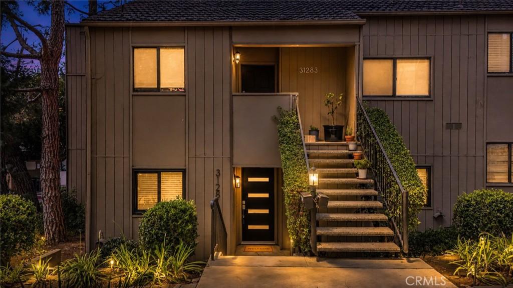 MLS #OC26185090 image #0