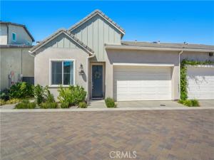 MLS #OC26185232 image #0