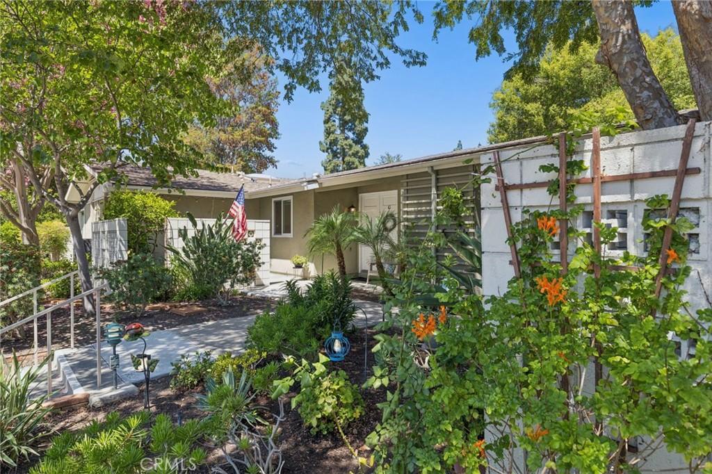 MLS #OC26185515 image #0
