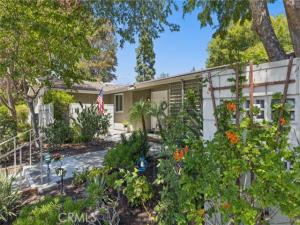 MLS #OC26185515 image #0