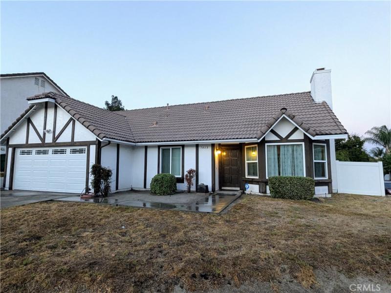 MLS #OC26185620 image #0