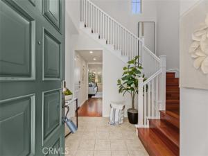 MLS #OC26185628 image #0