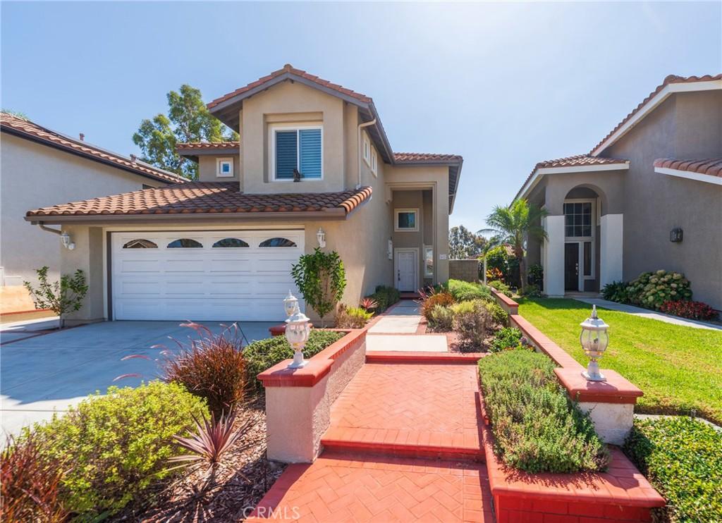 MLS #OC26185636 image #0