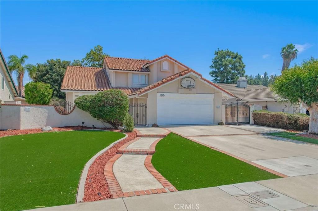 MLS #OC26185678 image #0