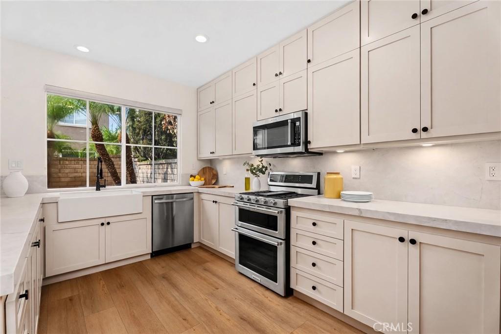 MLS #OC26185880 image #0