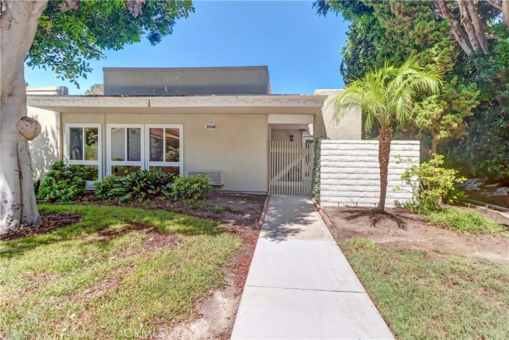 MLS #OC26186009 image #0
