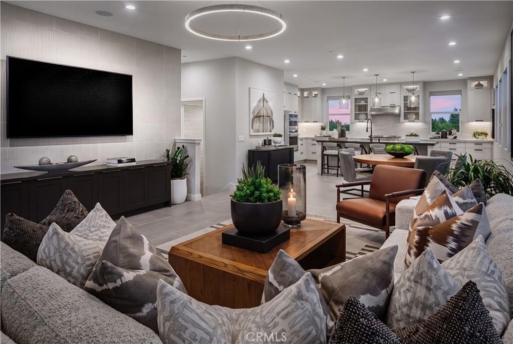 MLS #OC26186016 image #0