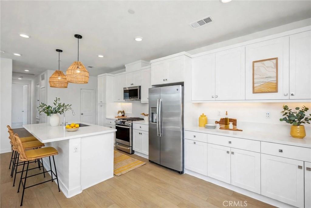 MLS #OC26186242 image #0