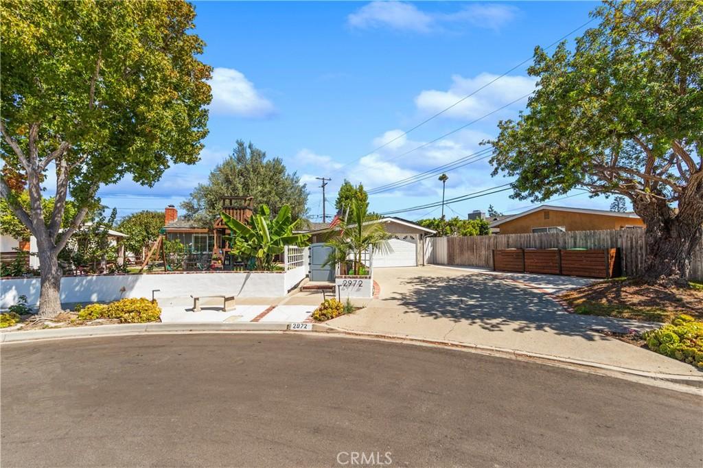 MLS #OC26186400 image #0