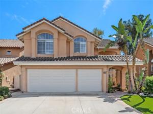 MLS #OC26186445 image #0