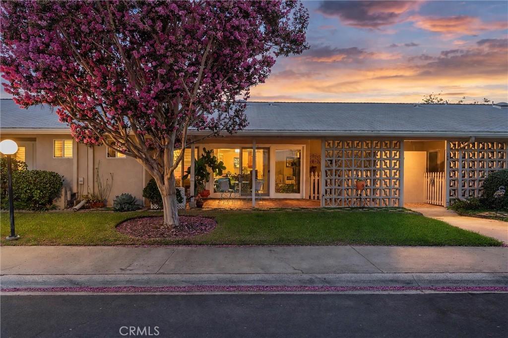 MLS #OC26186547 image #0