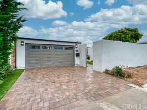 MLS #OC26186597 image #0