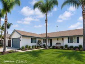 MLS #OC26186661 image #0