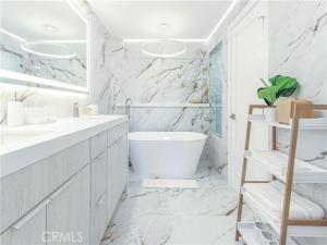 MLS #OC26186781 image #0