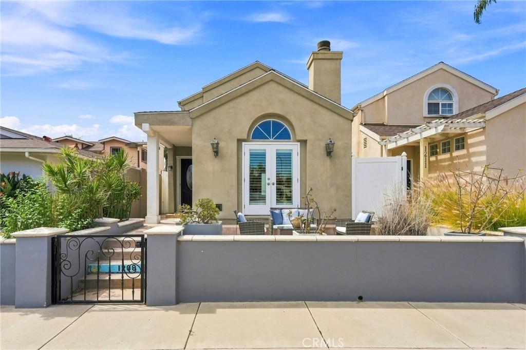 MLS #OC26186799 image #0