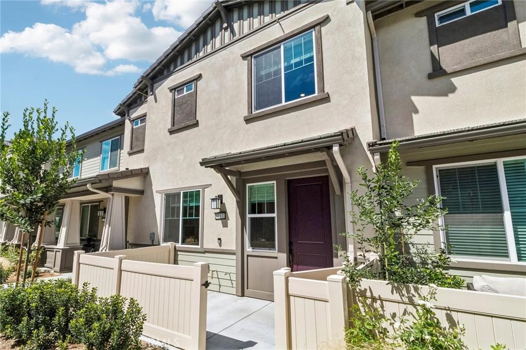 MLS #OC26186847 image #0