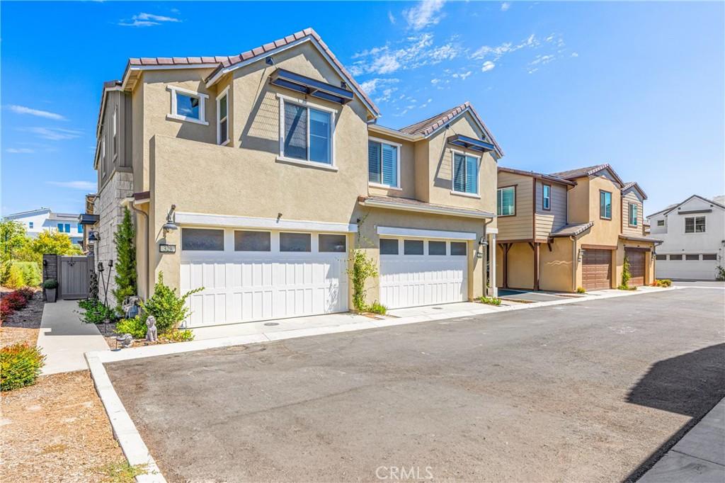 MLS #OC26186889 image #0