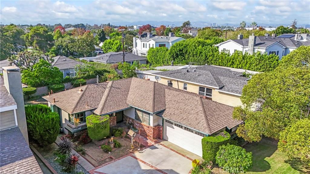 MLS #OC26186999 image #0