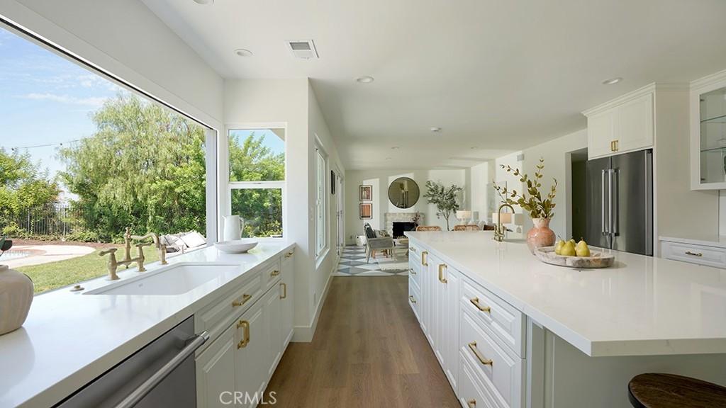 MLS #OC26187089 image #0