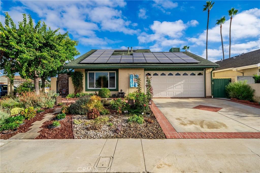 MLS #OC26187478 image #0