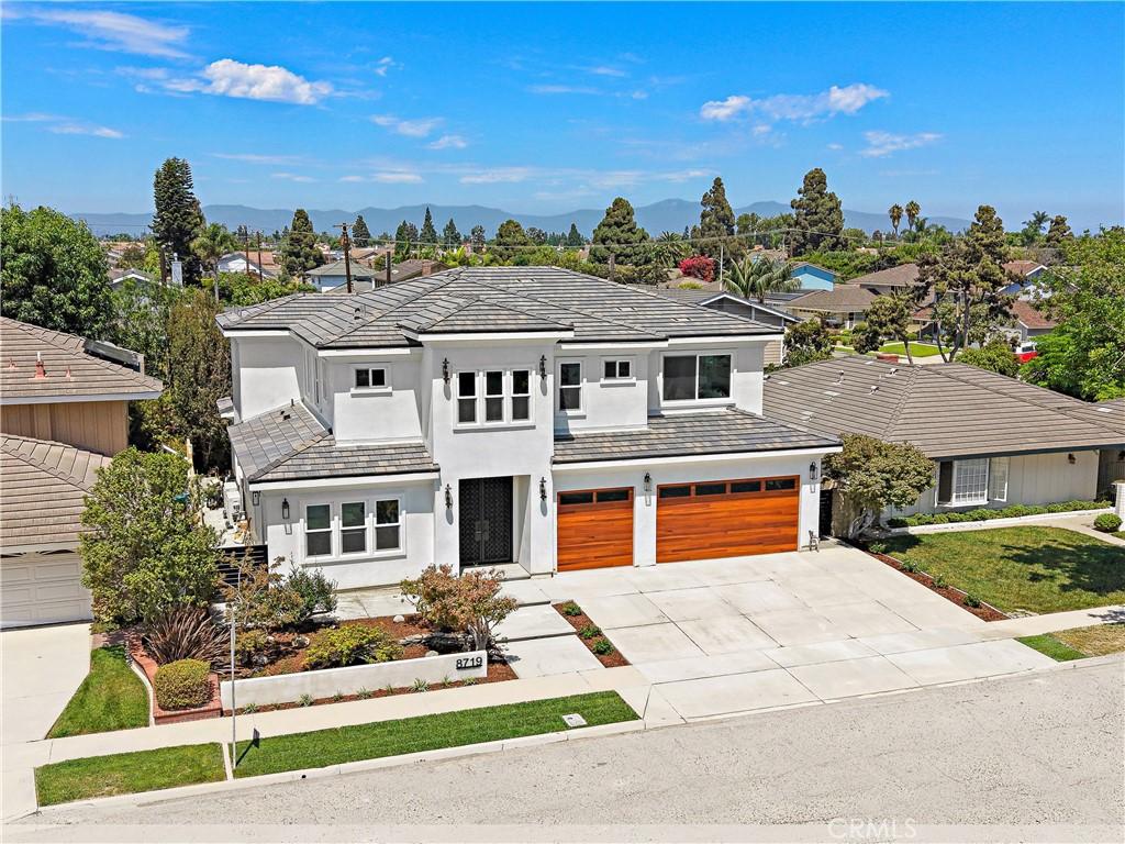 MLS #OC26187549 image #0