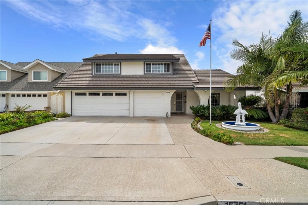 MLS #OC26188086 image #0