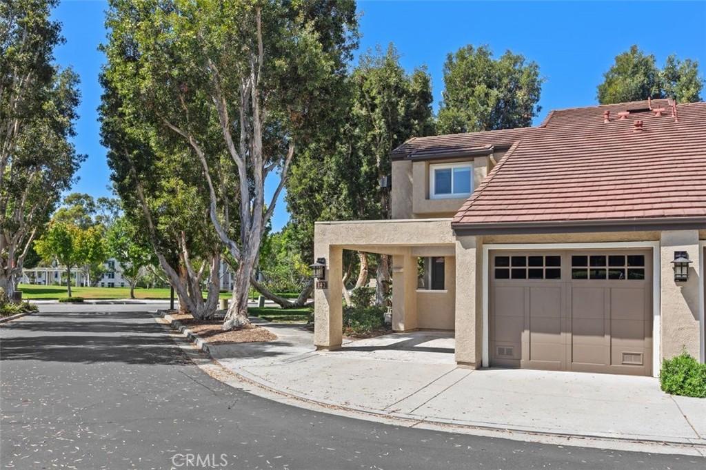 MLS #OC26188134 image #0