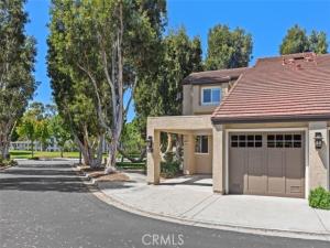 MLS #OC26188142 image #0