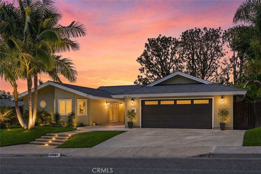 MLS #OC26188400 image #0