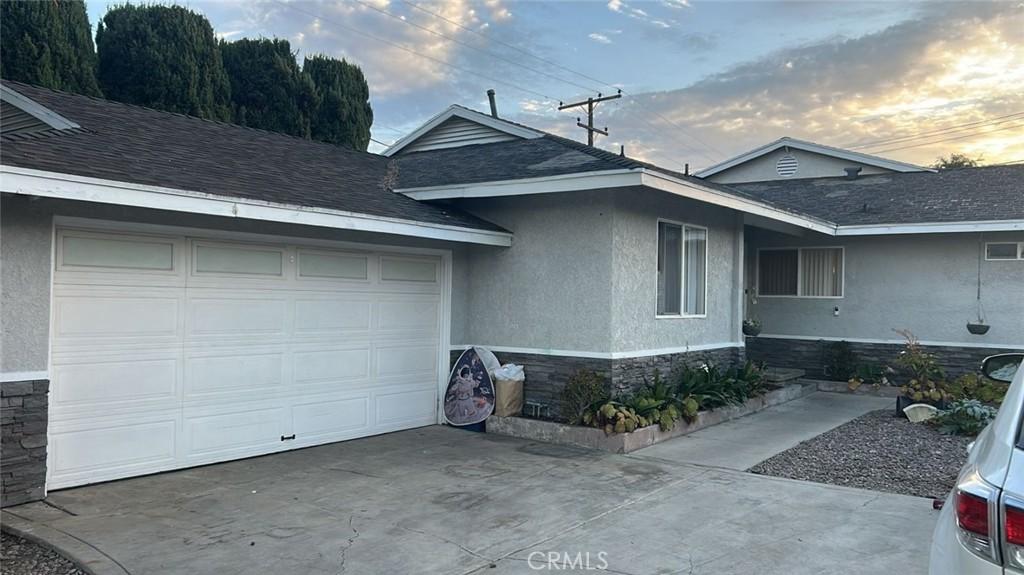 MLS #OC26188429 image #0