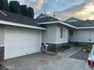 MLS #OC26188429 image #0