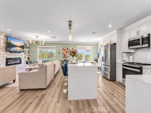 MLS #OC26188430 image #0