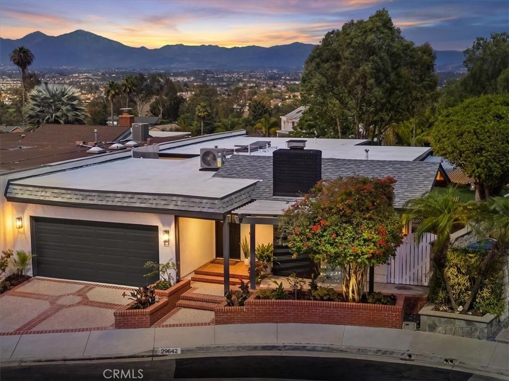 MLS #OC26188767 image #0