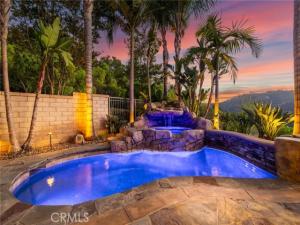 MLS #OC26188861 image #0