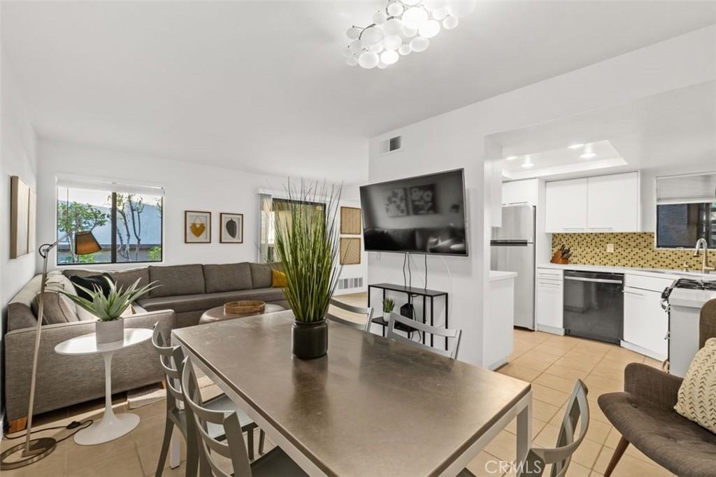 MLS #OC26188958 image #0