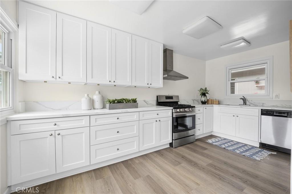 MLS #OC26189094 image #0