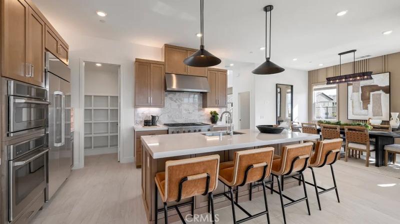 MLS #OC26189182 image #0
