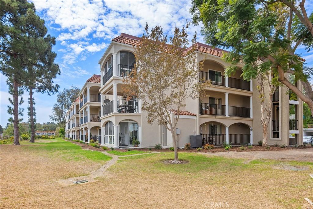 MLS #OC26189537 image #0