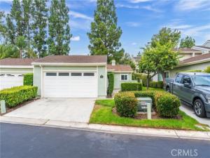 MLS #OC26189589 image #0